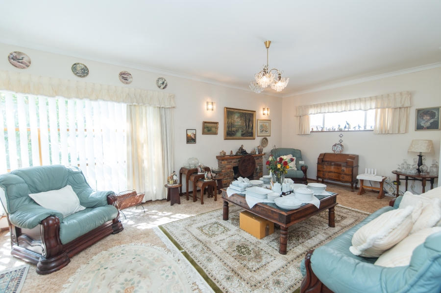 5 Bedroom Property for Sale in Framesby Eastern Cape